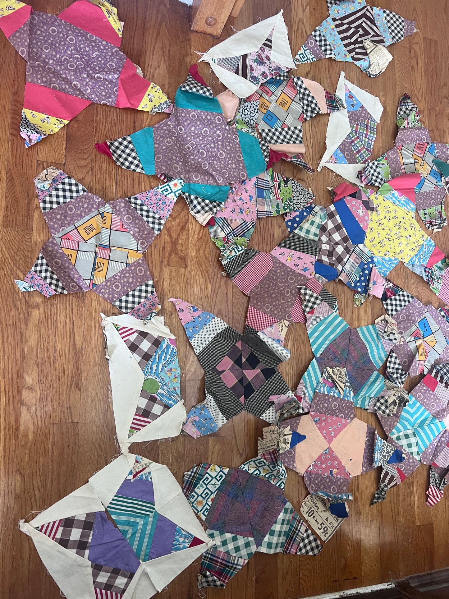 19 Vintage Patchwork Star Quilt Blocks + 5 Unfinished | 21” Large Scrap Quilt Stars | 1950s Newspaper Backing