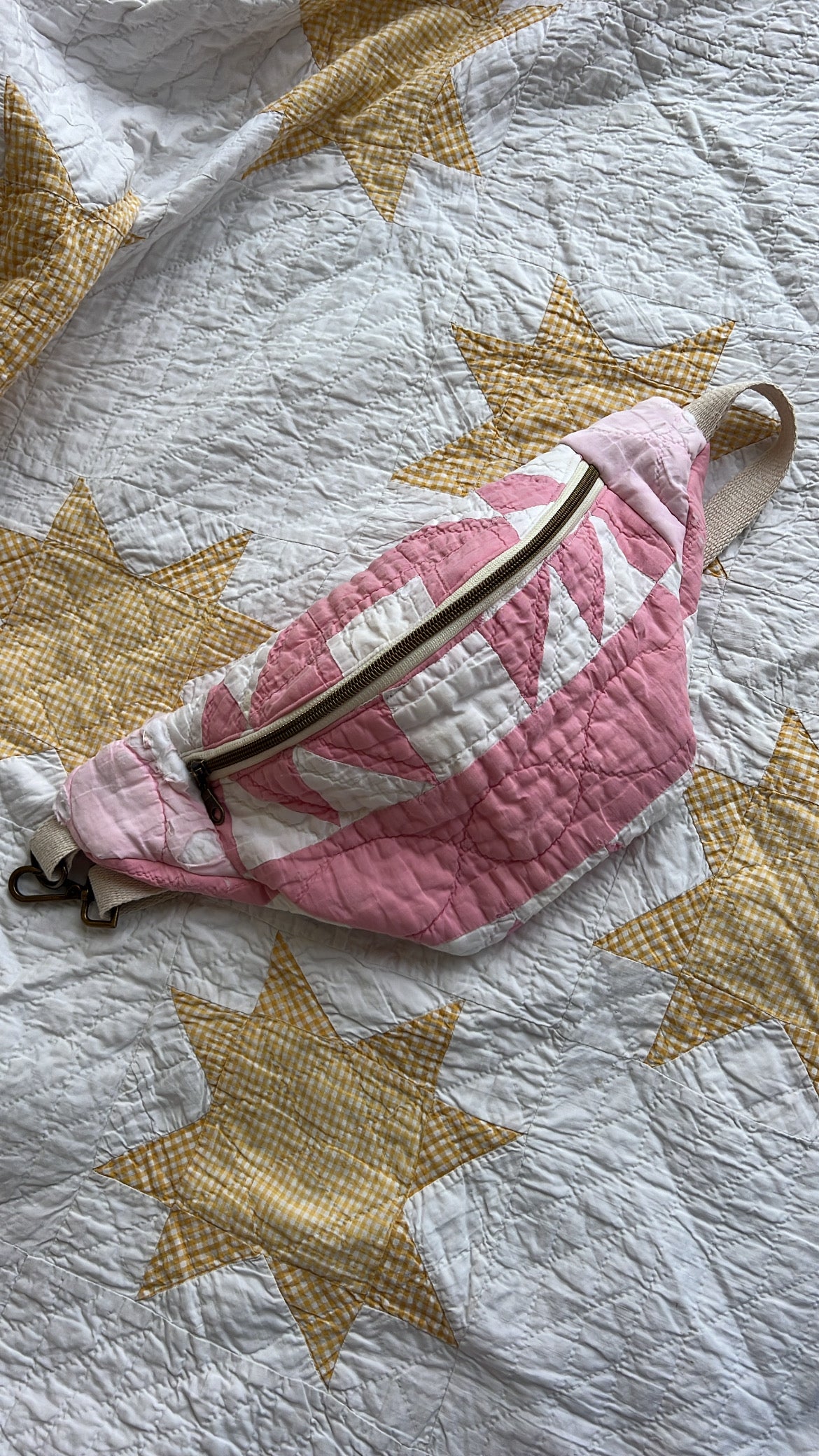 The Heirloom Quilted Bum Bag | Pink