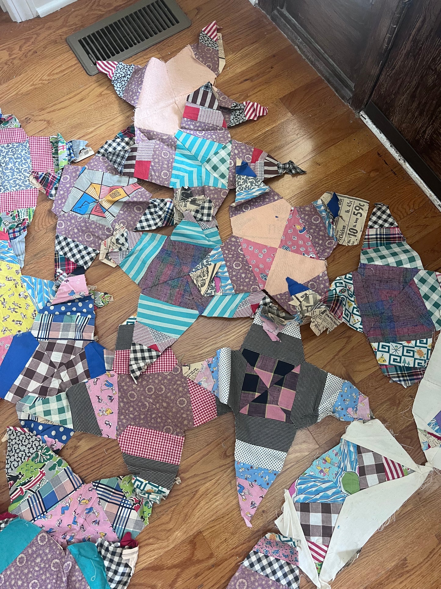 19 Vintage Patchwork Star Quilt Blocks + 5 Unfinished | 21” Large Scrap Quilt Stars | 1950s Newspaper Backing