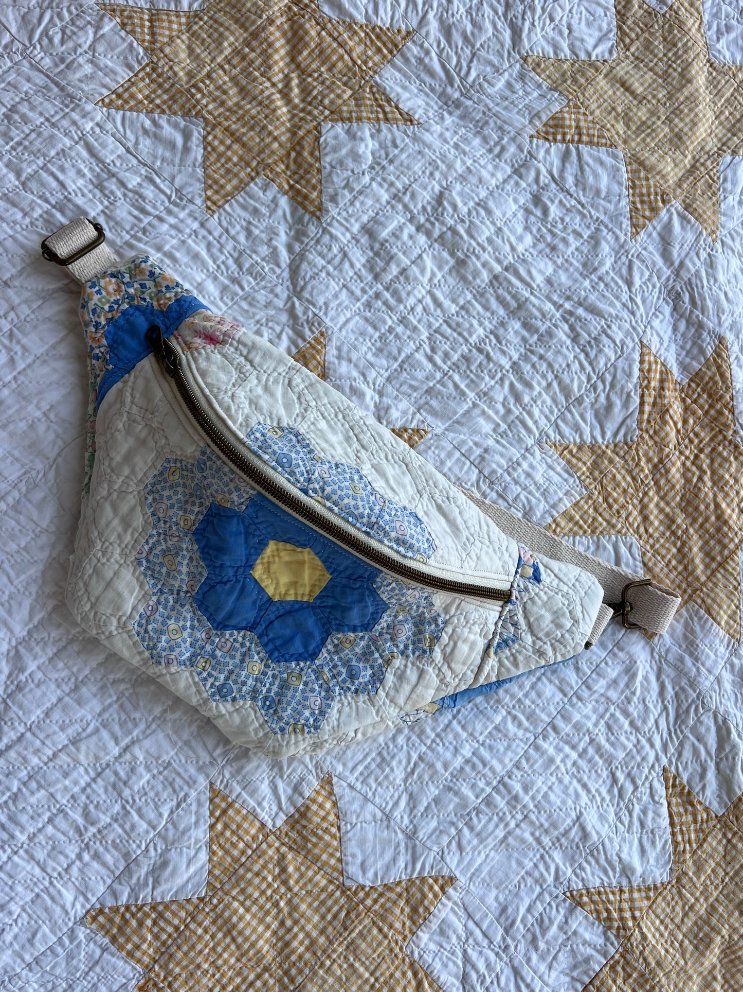 The Heirloom Quilted Bum Bag | Grandmothers Flower Garden