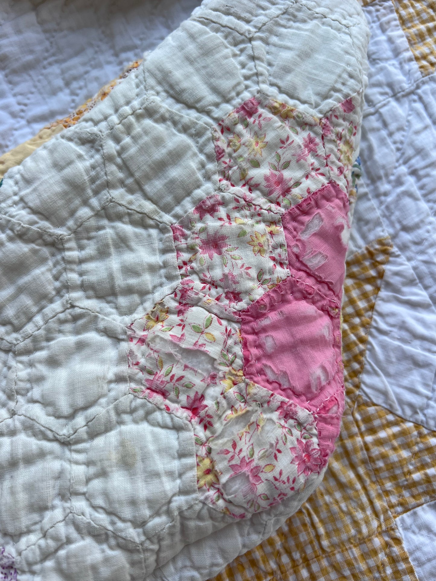 The Heirloom Quilted Bum Bag | Grandmothers Flower Garden