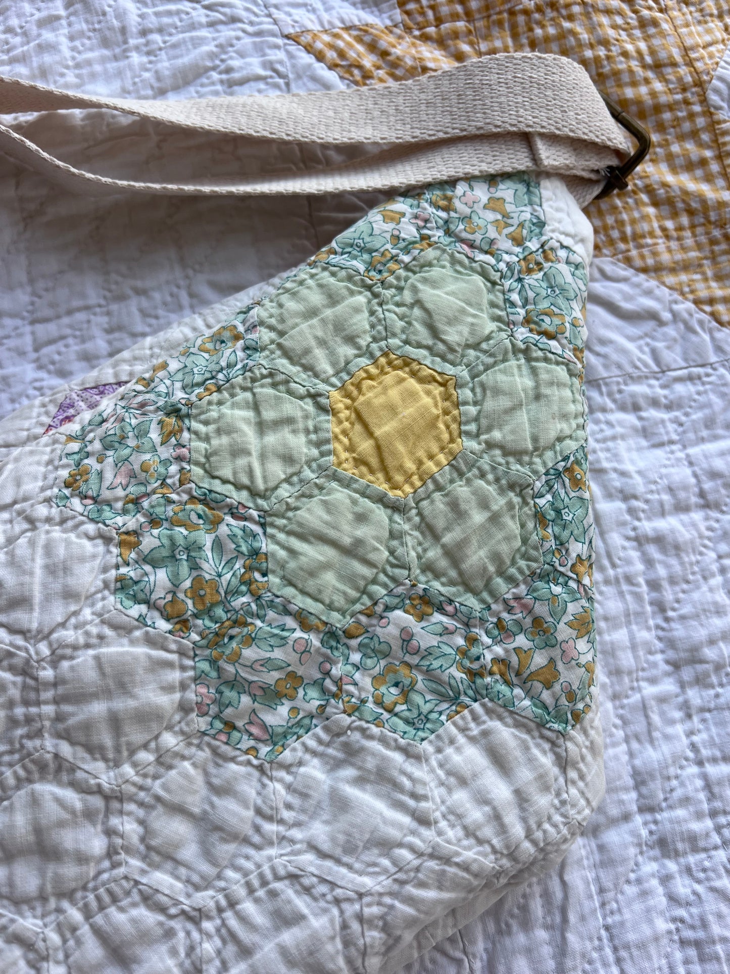 The Heirloom Quilted Bum Bag | Grandmothers Flower Garden