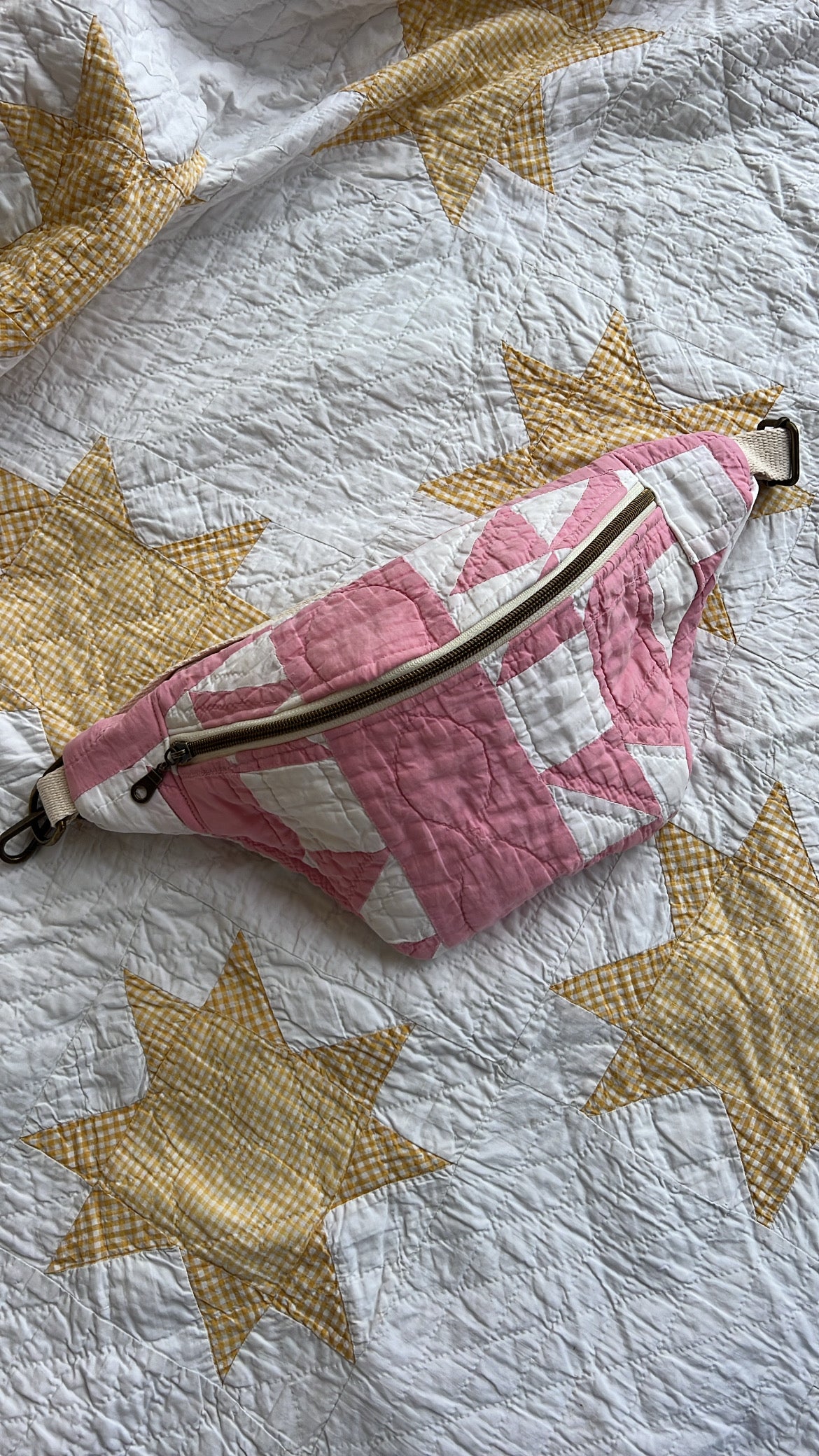 The Heirloom Quilted Bum Bag | Pink
