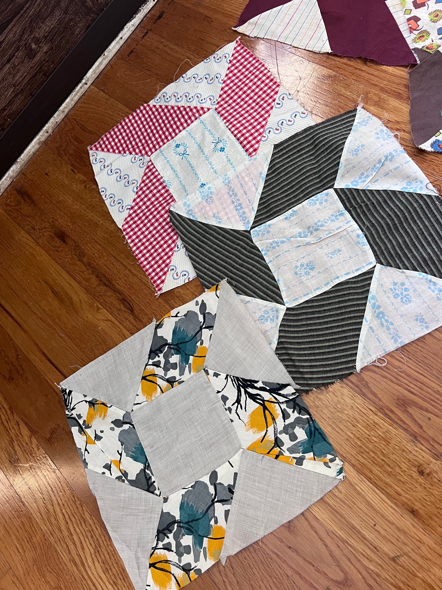 6 Large Vintage Quilt Blocks – Antique/Vintage Patchwork – Unfinished Quilt Squares