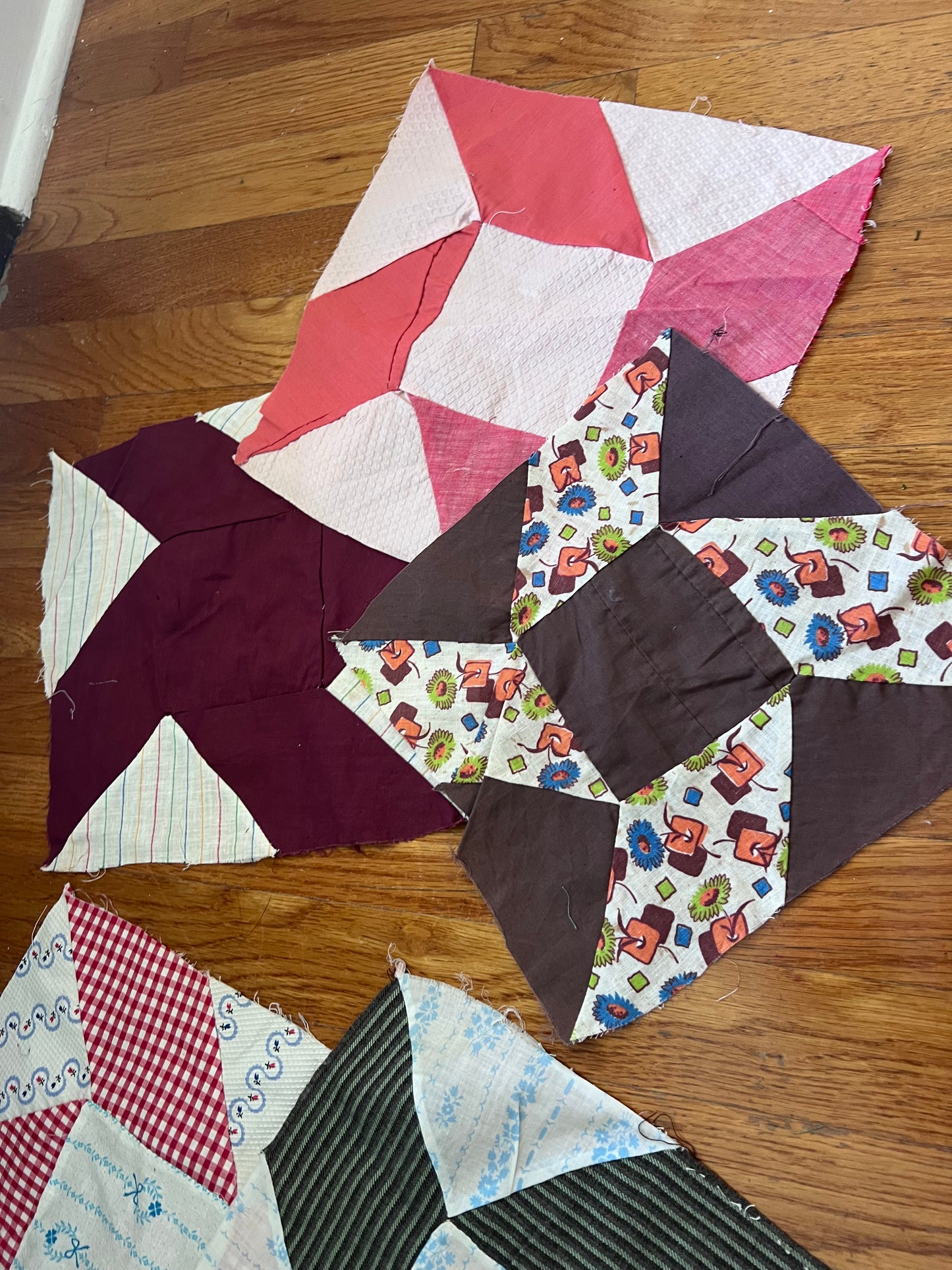 6 Large Vintage Quilt Blocks – Antique/Vintage Patchwork – Unfinished Quilt Squares